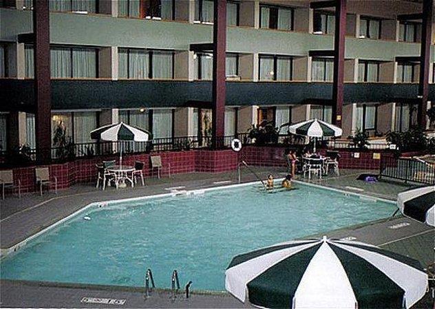 Fern Valley Hotel And Conference Center Louisville Instalações foto
